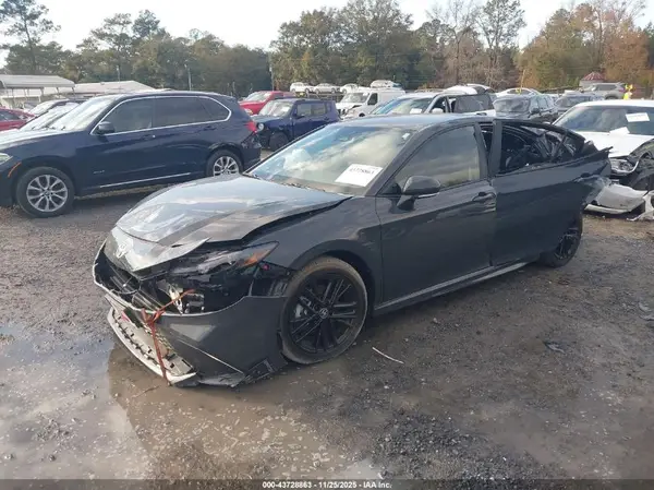 4T1DAACK4SU618303 2025 TOYOTA CAMRY - Image 2