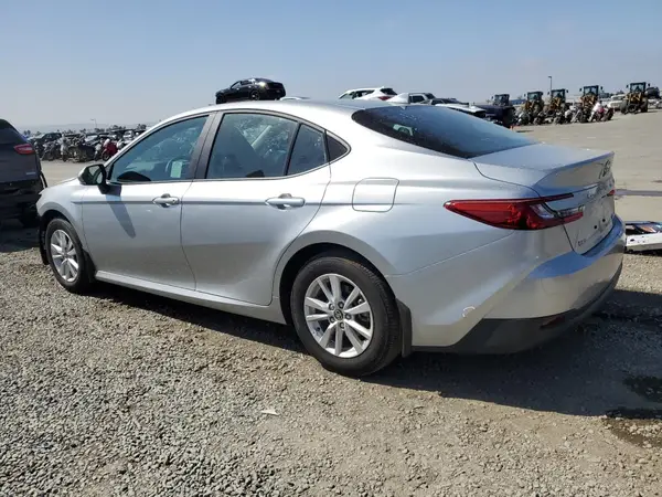 4T1DAACK4SU622559 2025 TOYOTA CAMRY - Image 2