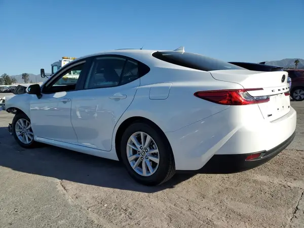 4T1DAACK4SU626529 2025 TOYOTA CAMRY - Image 2