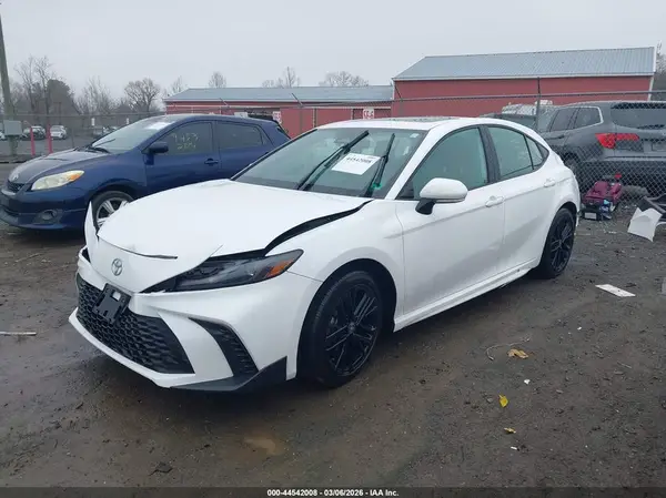 4T1DAACK4SU629088 2025 TOYOTA CAMRY - Image 2