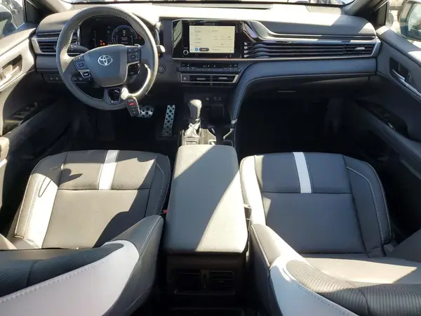 4T1DAACK4SU629723 2025 TOYOTA CAMRY - Image 8