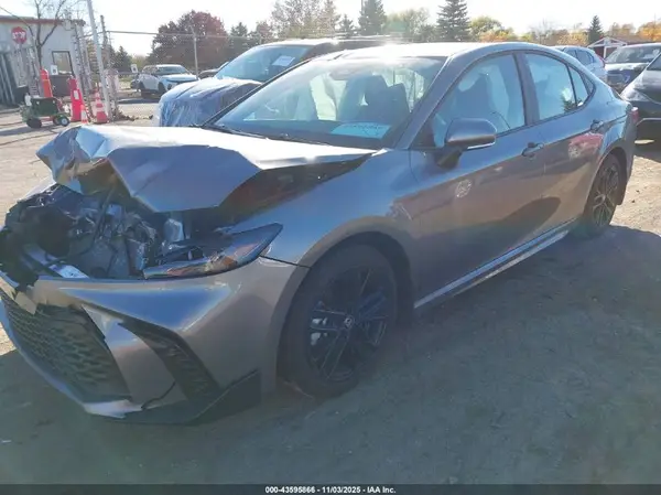 4T1DAACK4SU631598 2025 TOYOTA CAMRY - Image 2