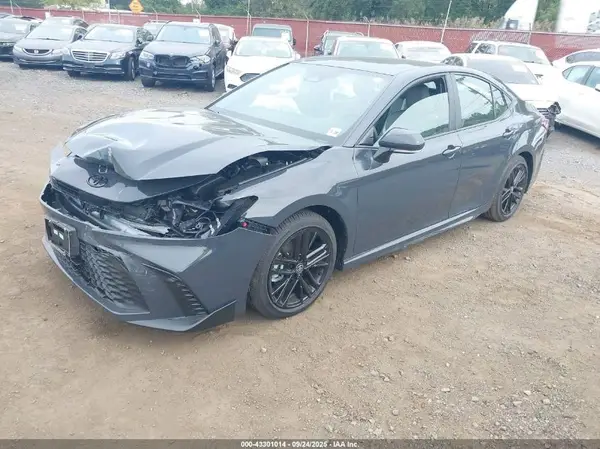 4T1DAACK4SU631746 2025 TOYOTA CAMRY - Image 2