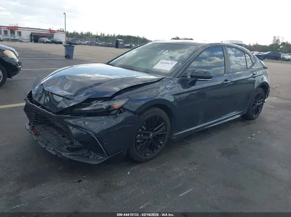 4T1DAACK4SU645632 2025 TOYOTA CAMRY - Image 2