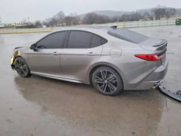 4T1DAACK4SU646697 2025 TOYOTA CAMRY - Image 2
