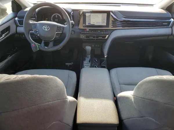4T1DAACK4SU647316 2025 TOYOTA CAMRY - Image 8