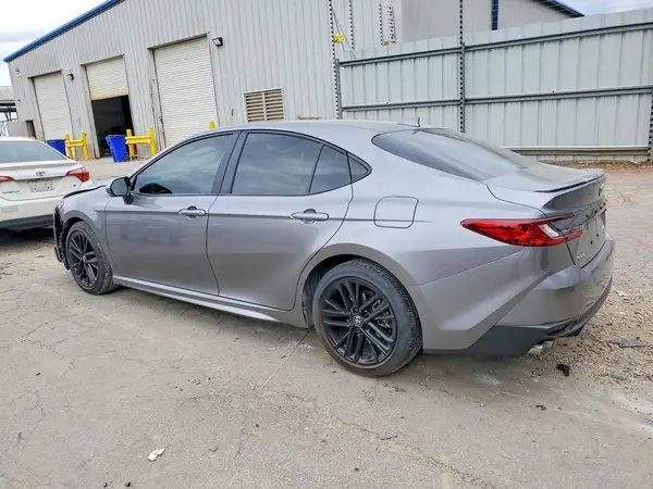 4T1DAACK4SU647512 2025 TOYOTA CAMRY - Image 2