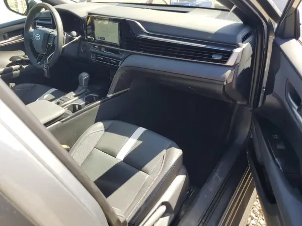 4T1DAACK4SU650684 2025 TOYOTA CAMRY - Image 8