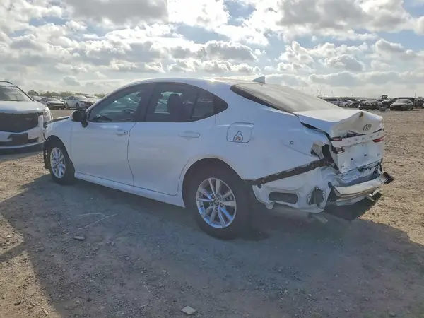 4T1DAACK4TU214256 2026 TOYOTA CAMRY - Image 2