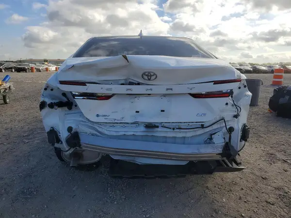 2026 TOYOTA CAMRY auction photo 6