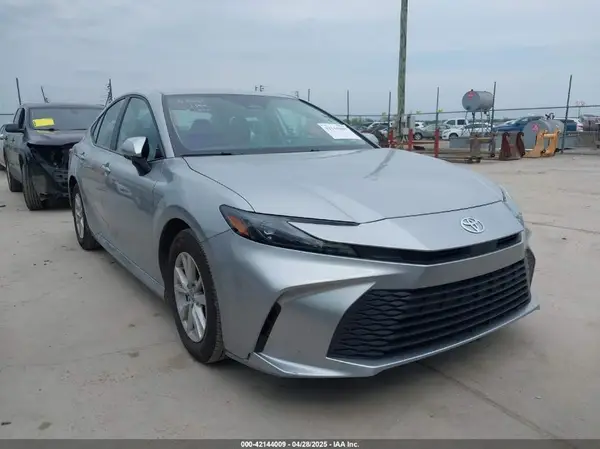 4T1DAACK5SU000942 2025 TOYOTA CAMRY - Image 1