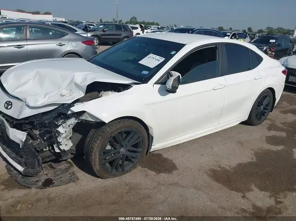 4T1DAACK5SU008619 2025 TOYOTA CAMRY - Image 2