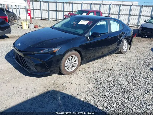 4T1DAACK5SU008670 2025 TOYOTA CAMRY - Image 2