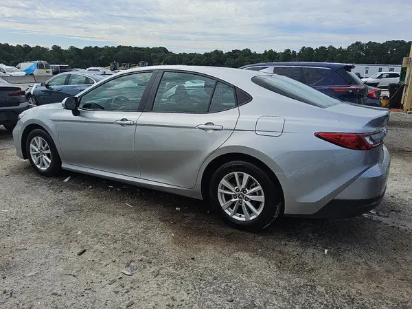 4T1DAACK5SU008894 2025 TOYOTA CAMRY - Image 2