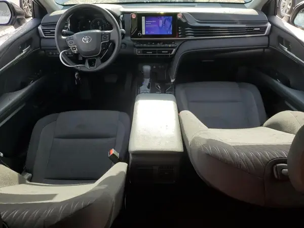 4T1DAACK5SU008894 2025 TOYOTA CAMRY - Image 8