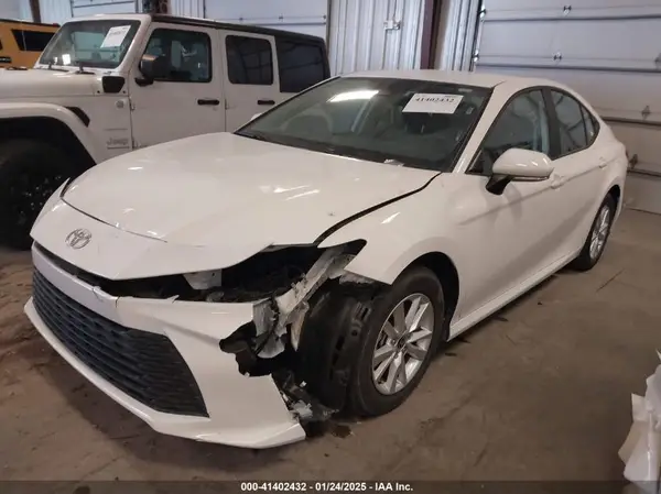 4T1DAACK5SU017742 2025 TOYOTA CAMRY - Image 2