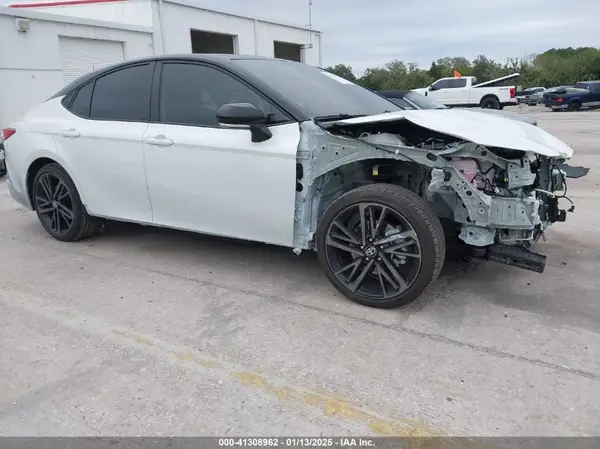 4T1DAACK5SU026487 2025 TOYOTA CAMRY - Image 1