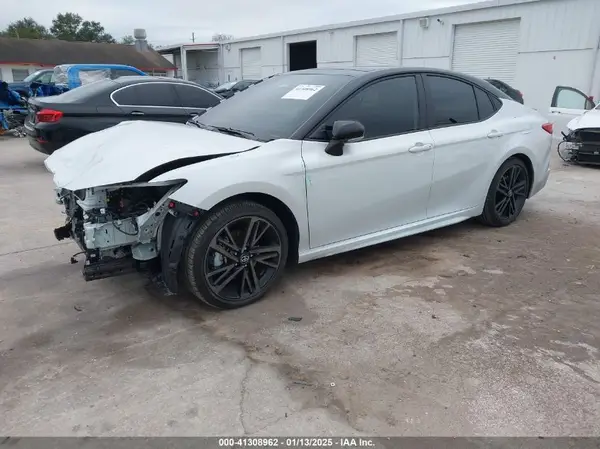 4T1DAACK5SU026487 2025 TOYOTA CAMRY - Image 2