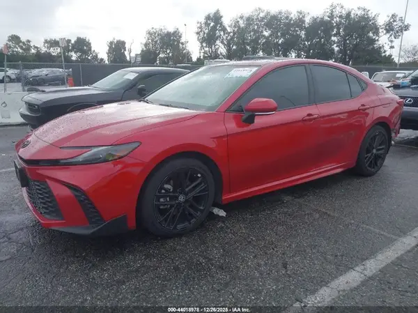 4T1DAACK5SU027218 2025 TOYOTA CAMRY - Image 2