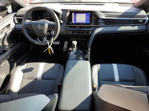 4T1DAACK5SU031835 2025 TOYOTA CAMRY - Image 8