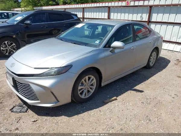 4T1DAACK5SU031916 2025 TOYOTA CAMRY - Image 2