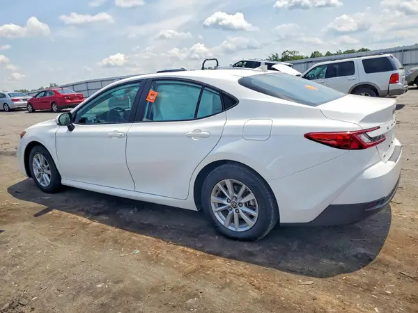 4T1DAACK5SU034475 2025 TOYOTA CAMRY - Image 2