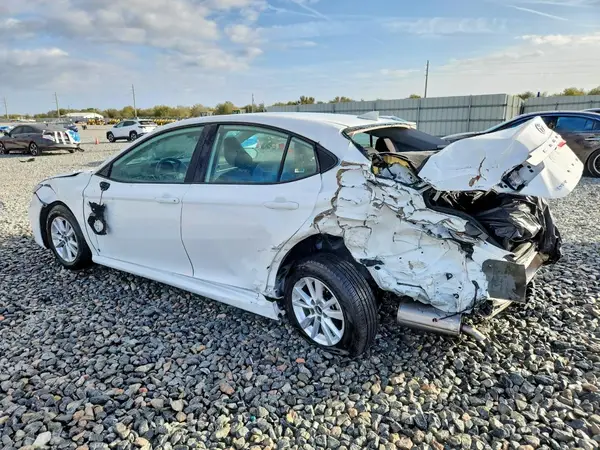 4T1DAACK5SU039529 2025 TOYOTA CAMRY - Image 2