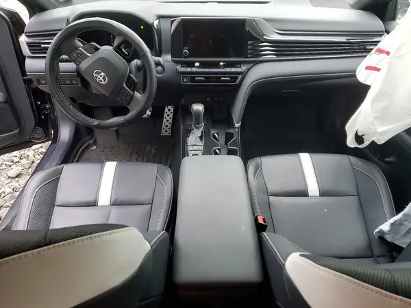 4T1DAACK5SU042110 2025 TOYOTA CAMRY - Image 8