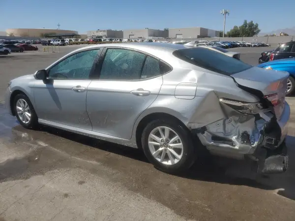 4T1DAACK5SU044438 2025 TOYOTA CAMRY - Image 2