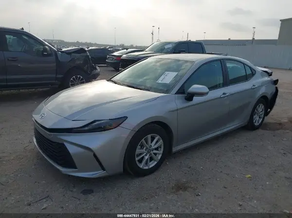 4T1DAACK5SU044763 2025 TOYOTA CAMRY - Image 2