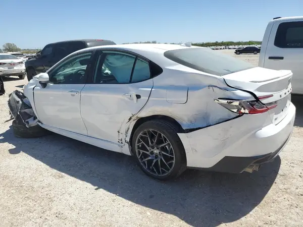 4T1DAACK5SU046495 2025 TOYOTA CAMRY - Image 2
