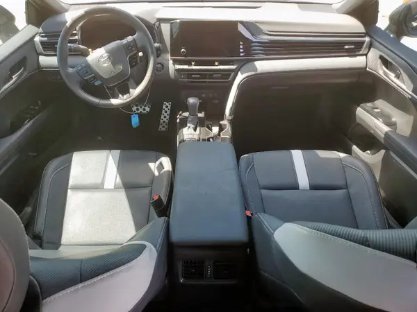 4T1DAACK5SU046576 2025 TOYOTA CAMRY - Image 8