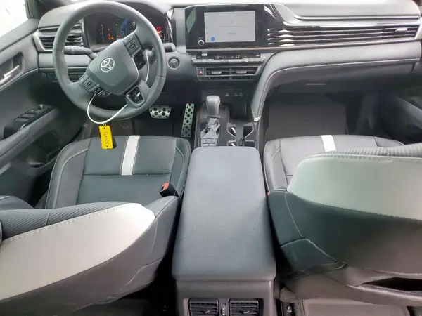 4T1DAACK5SU046951 2025 TOYOTA CAMRY - Image 8