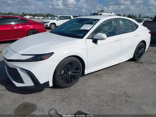 4T1DAACK5SU048926 2025 TOYOTA CAMRY - Image 2