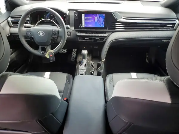 4T1DAACK5SU048957 2025 TOYOTA CAMRY - Image 8
