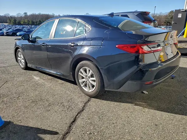 4T1DAACK5SU049316 2025 TOYOTA CAMRY - Image 2