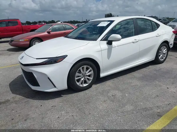 4T1DAACK5SU049882 2025 TOYOTA CAMRY - Image 2
