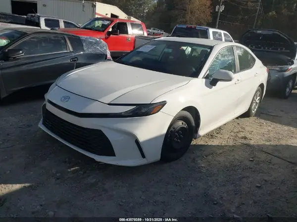 4T1DAACK5SU049980 2025 TOYOTA CAMRY - Image 2