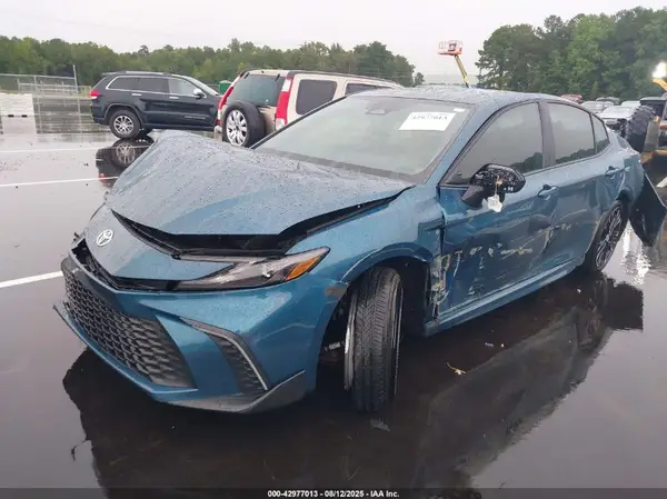 4T1DAACK5SU054872 2025 TOYOTA CAMRY - Image 2