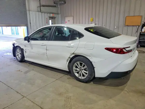 4T1DAACK5SU057903 2025 TOYOTA CAMRY - Image 2