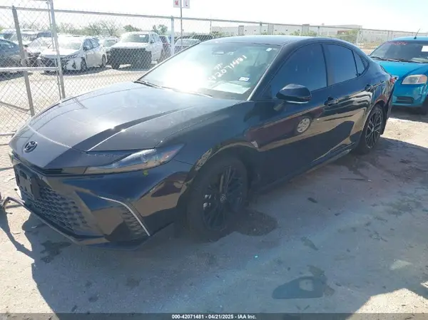 4T1DAACK5SU060848 2025 TOYOTA CAMRY - Image 2