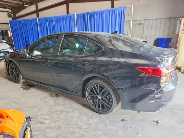 4T1DAACK5SU066570 2025 TOYOTA CAMRY - Image 2