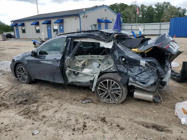 4T1DAACK5SU067363 2025 TOYOTA CAMRY - Image 2