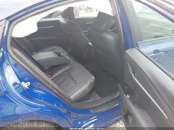 4T1DAACK5SU069811 2025 TOYOTA CAMRY - Image 8