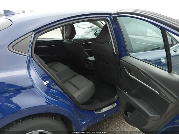 4T1DAACK5SU071073 2025 TOYOTA CAMRY - Image 8