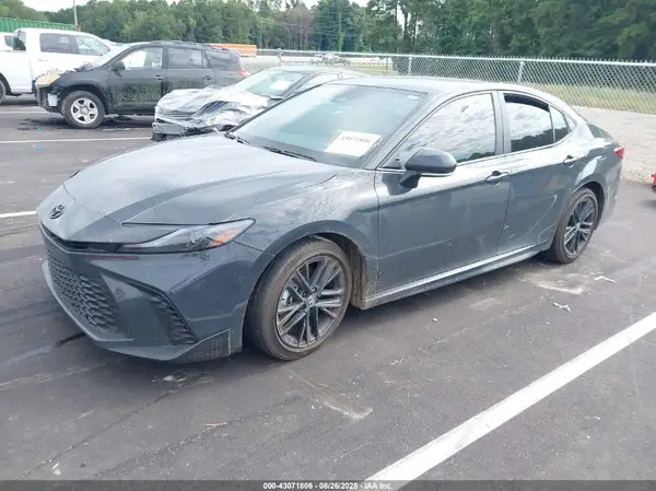4T1DAACK5SU072885 2025 TOYOTA CAMRY - Image 2