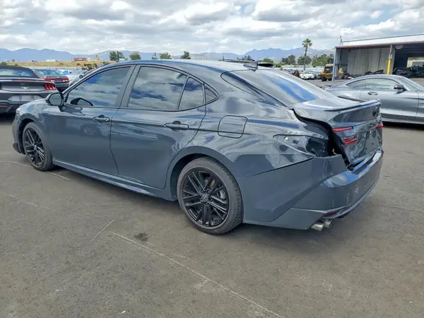 4T1DAACK5SU073258 2025 TOYOTA CAMRY - Image 2