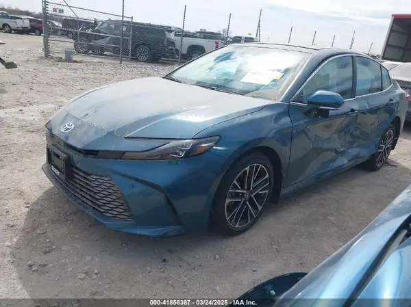 4T1DAACK5SU073261 2025 TOYOTA CAMRY - Image 2