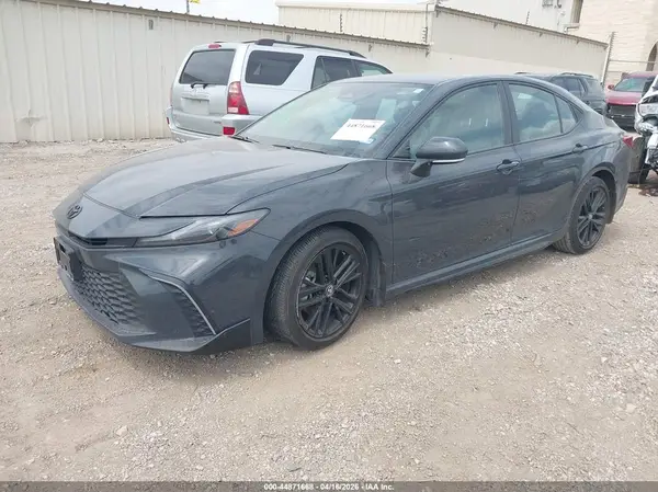 4T1DAACK5SU073728 2025 TOYOTA CAMRY - Image 2