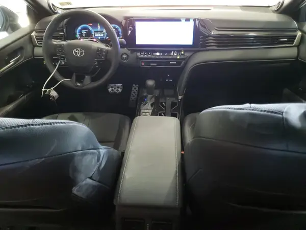 4T1DAACK5SU073910 2025 TOYOTA CAMRY - Image 8